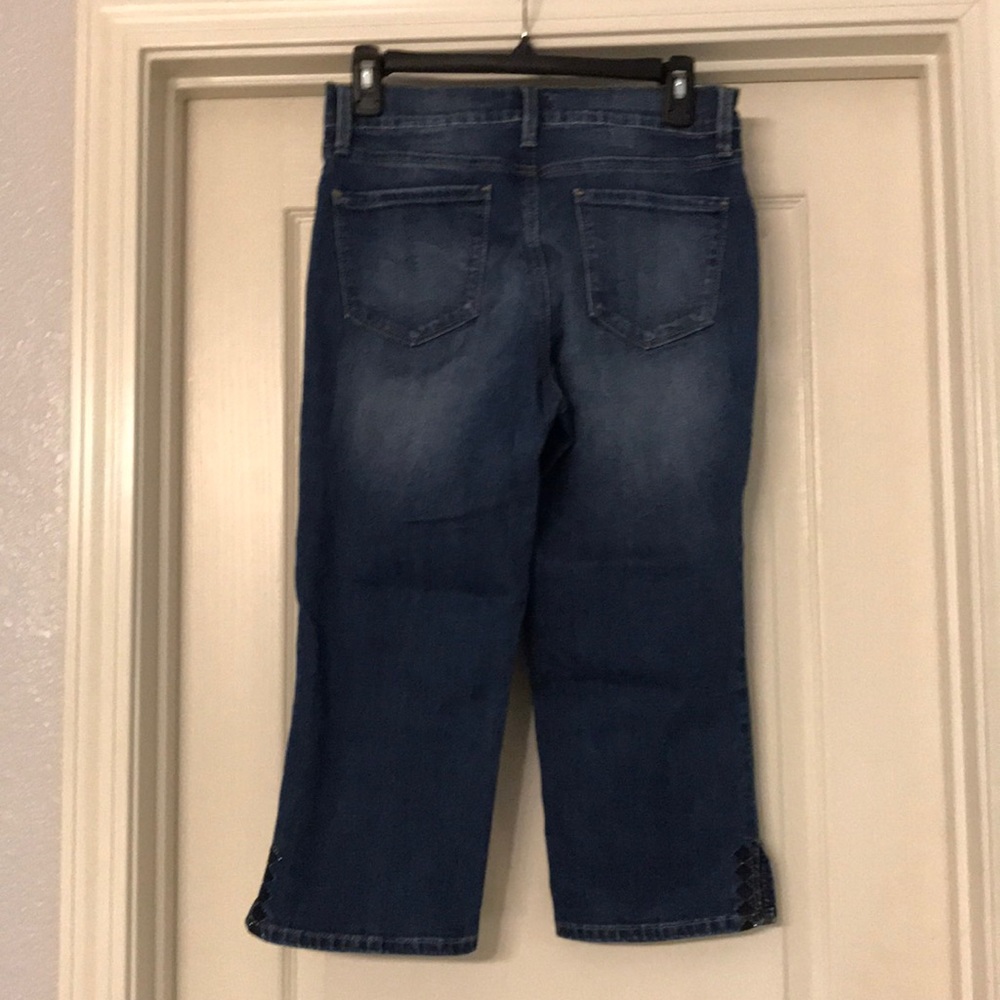 Capris - Picture 2 of 3